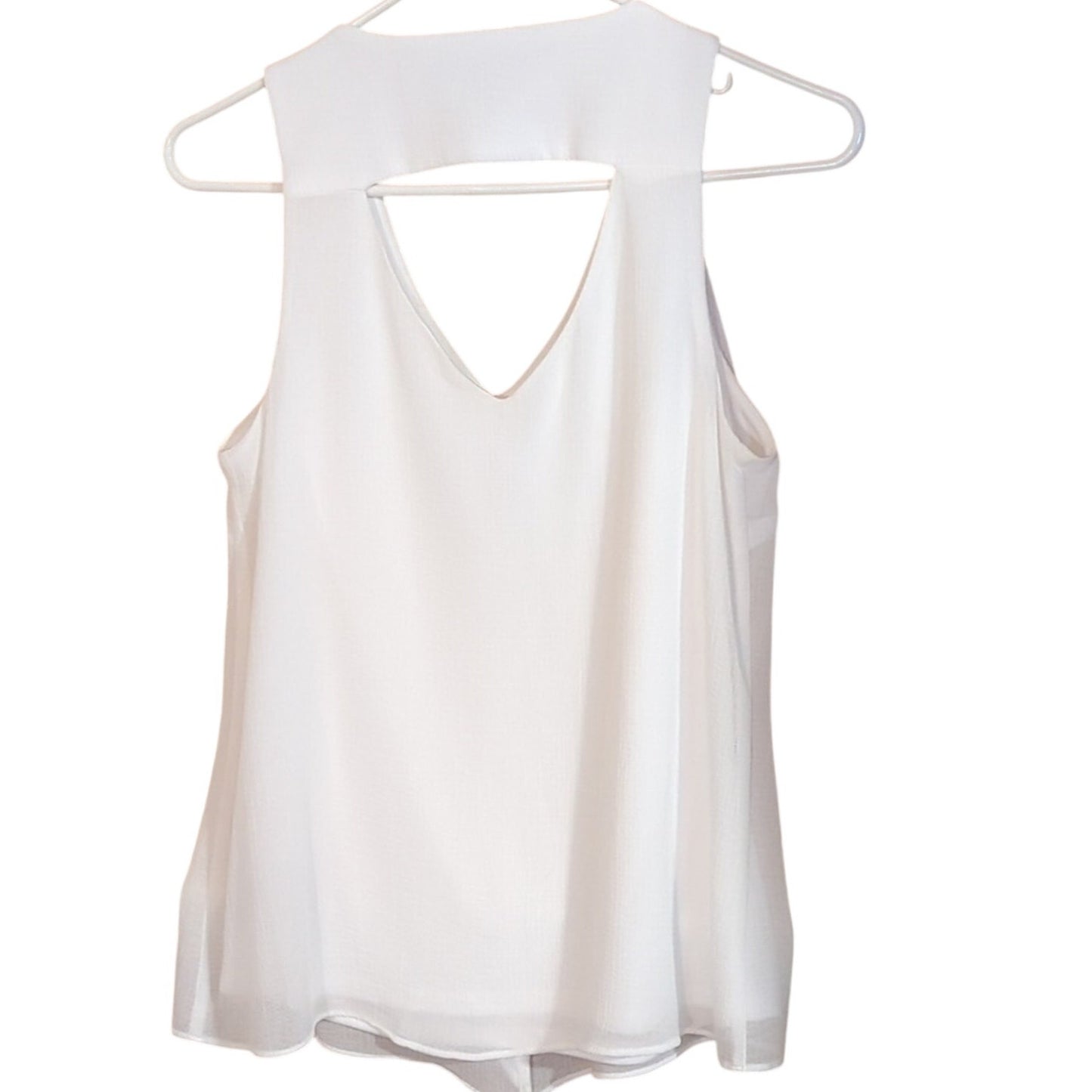 BCX Front Ruffle V Neck Cut Out Back Flowy Lined White Blouse Women's Sz M