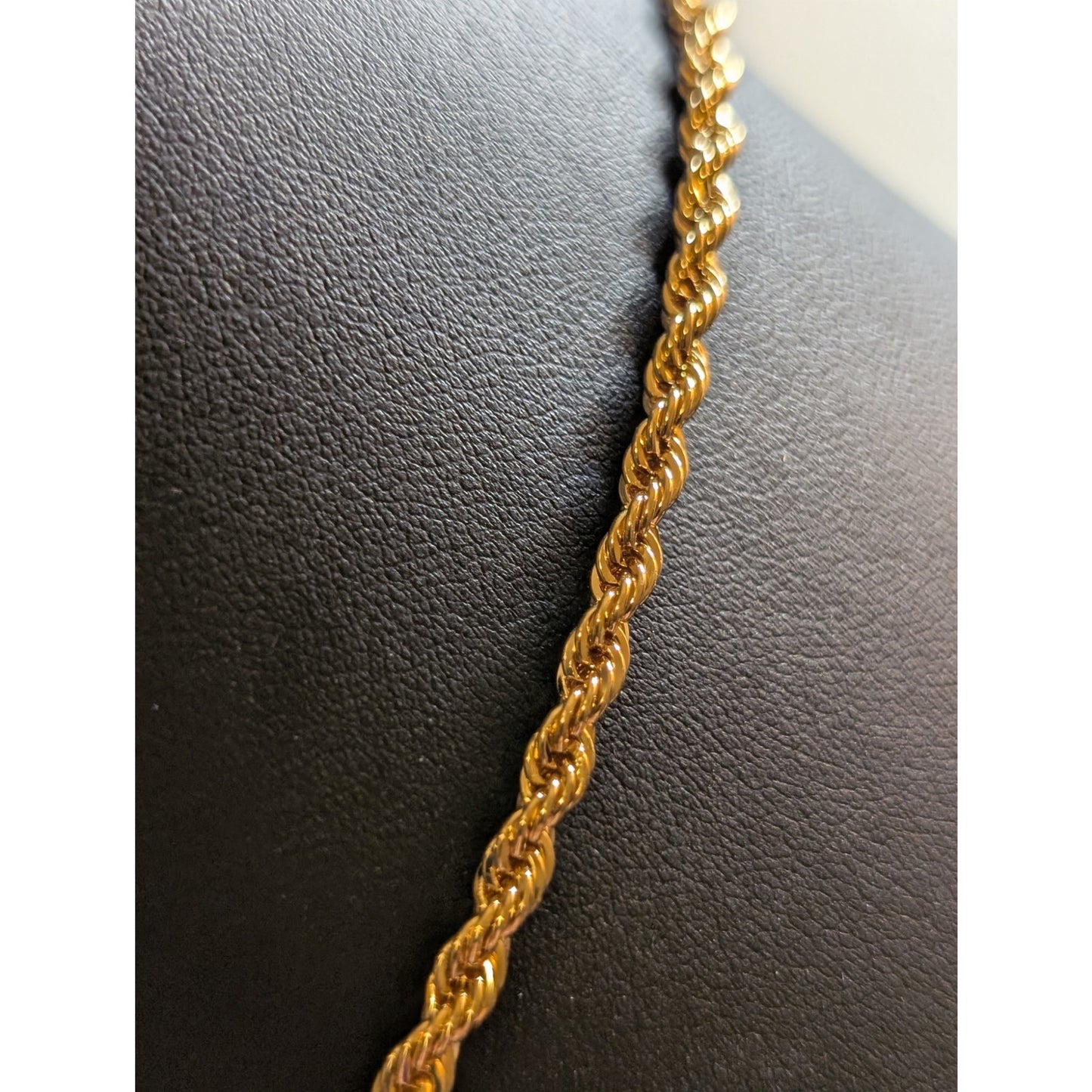 Vintage Gold Tone Rope Chain 18" Necklace