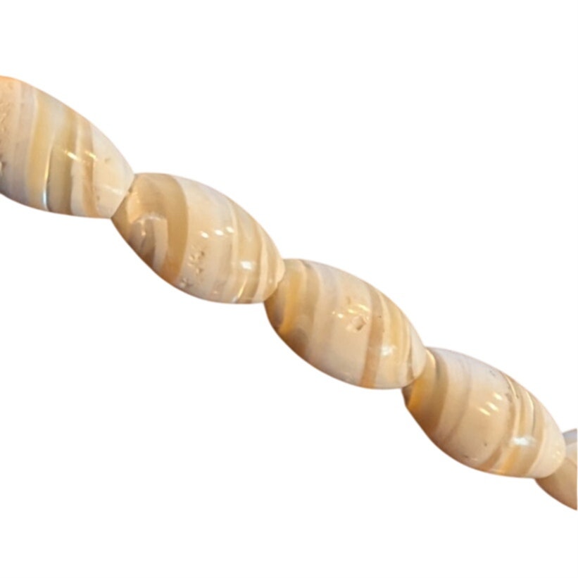 Vintage Hand Carved Balamuti Mother of Pearl Graduated Elongated Bead Necklace