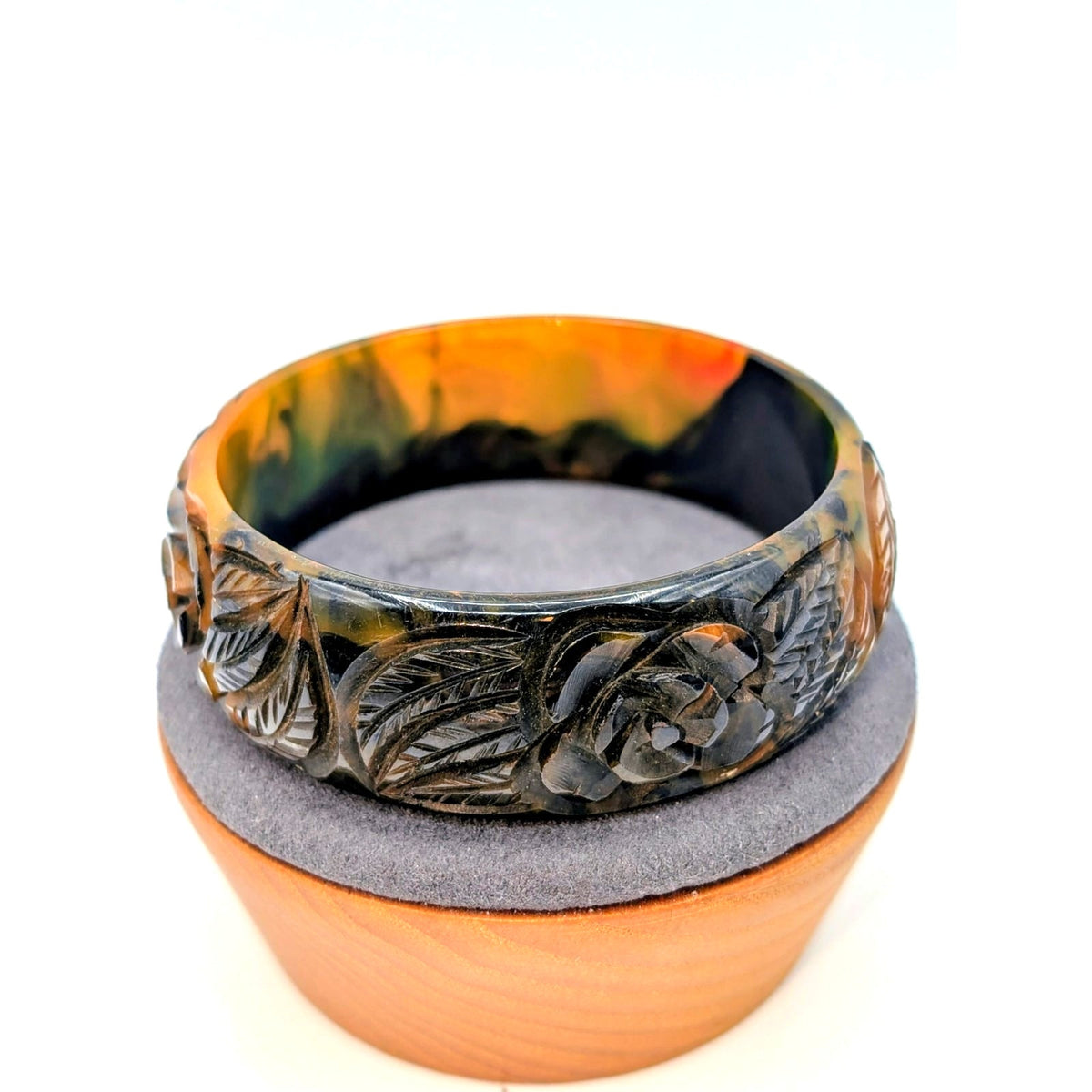 Rare 1930s Carved Roses Translucent End of Day Bakelite Bangle Bracelet