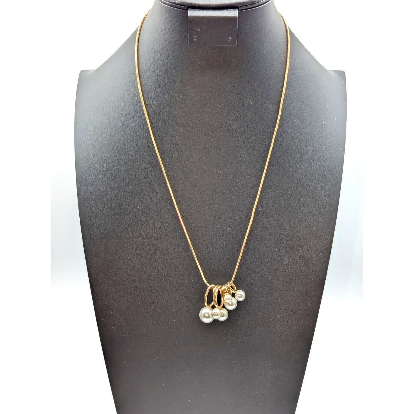Banana Republic Gold Tone Long Chain Pearl Ring Charm 22" Necklace