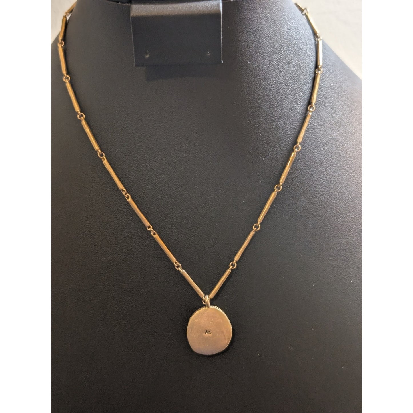Vintage LIZ CLAIBORNE LC Antiqued Gold Tone Medallion Pendant Bar Chain Necklace