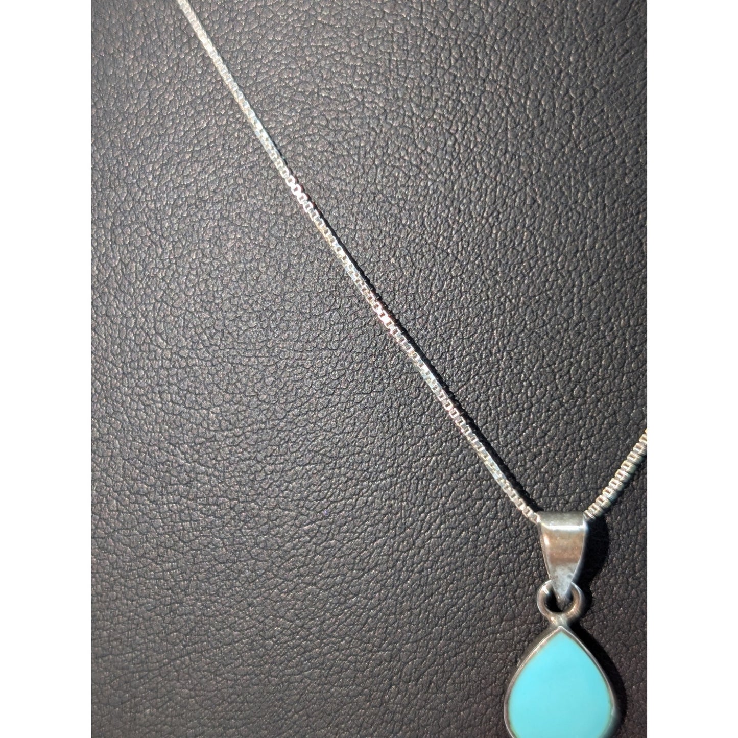 Vintage 925 Sterling Silver Turquoise Teardrop Pendant Box Chain 18" Necklace