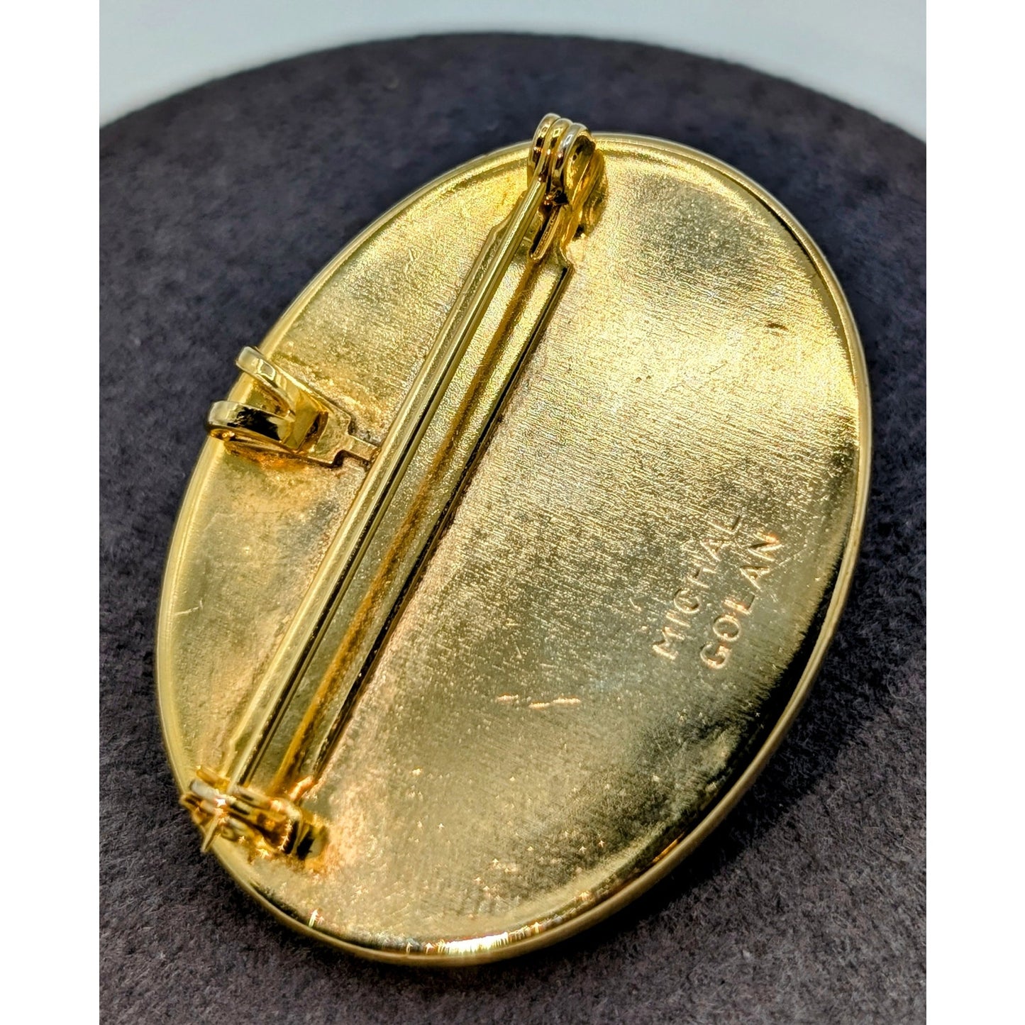 Vintage Michal Golan Signed Oval Gold Plated Garnet Abalone Brooch/Pendant