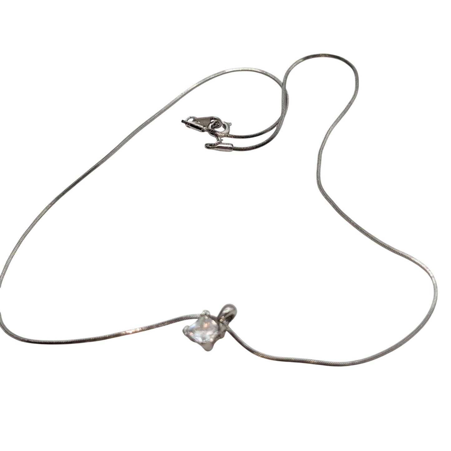 Lot of 4 Silver Tone Necklaces-Heart Pendant Disk Dangles Solitaire & Bar Chain