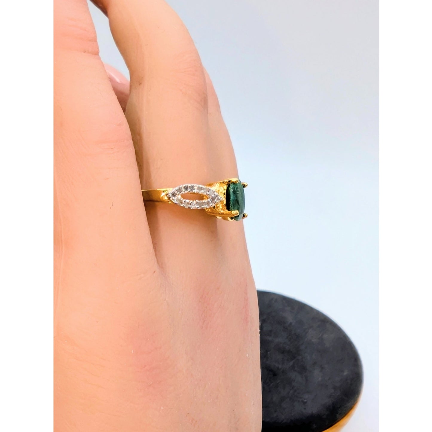 925 Vermeil (Yellow Tone) RT Green Sapphire & Diamond Ring Size 7