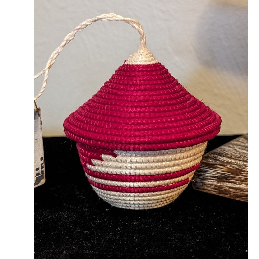 Red & Cream Tutsi Basket w/ Lid Made in Rwanda NWT