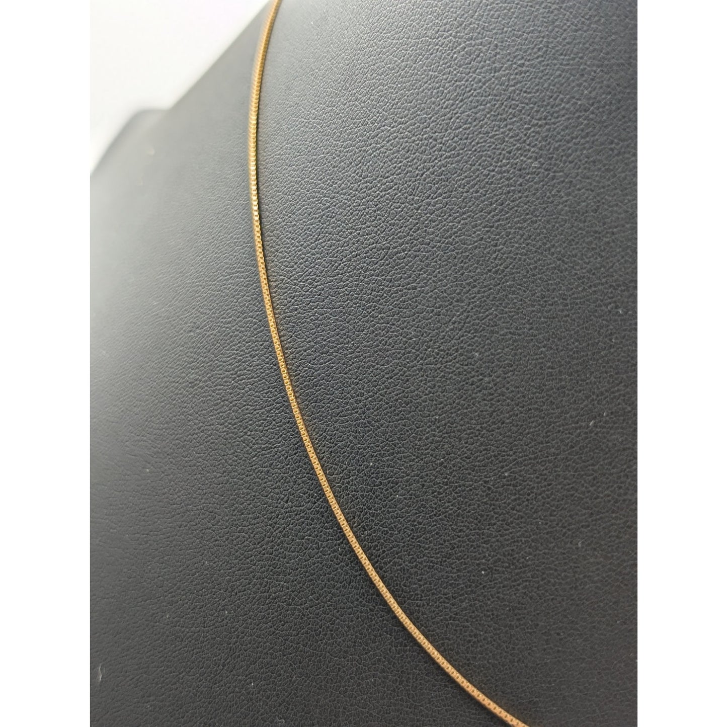 Vintage 14K Yellow Gold Box Chain Necklace 1.41g