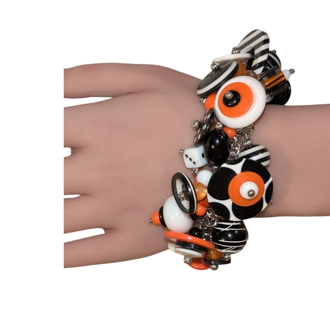 Vintage Artisan OOAK 90s Halloween Button Bead Pumpkin Charm Costume Bracelet