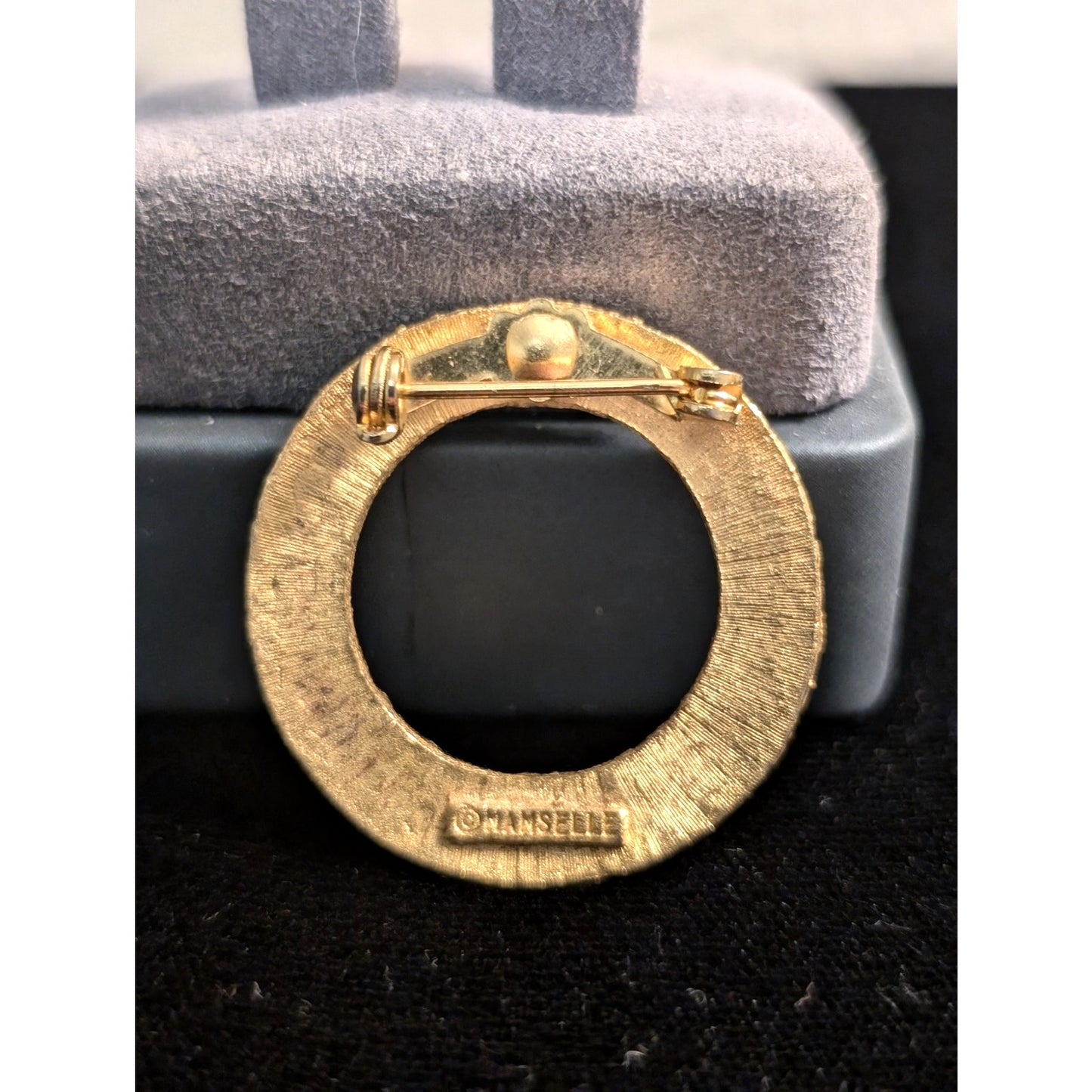 Vintage Mamselle Gold Tone Circle Brooch