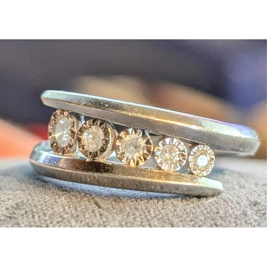 Vintage Marked JTW Graduated Genuine Five Diamond Ring Size 7.75