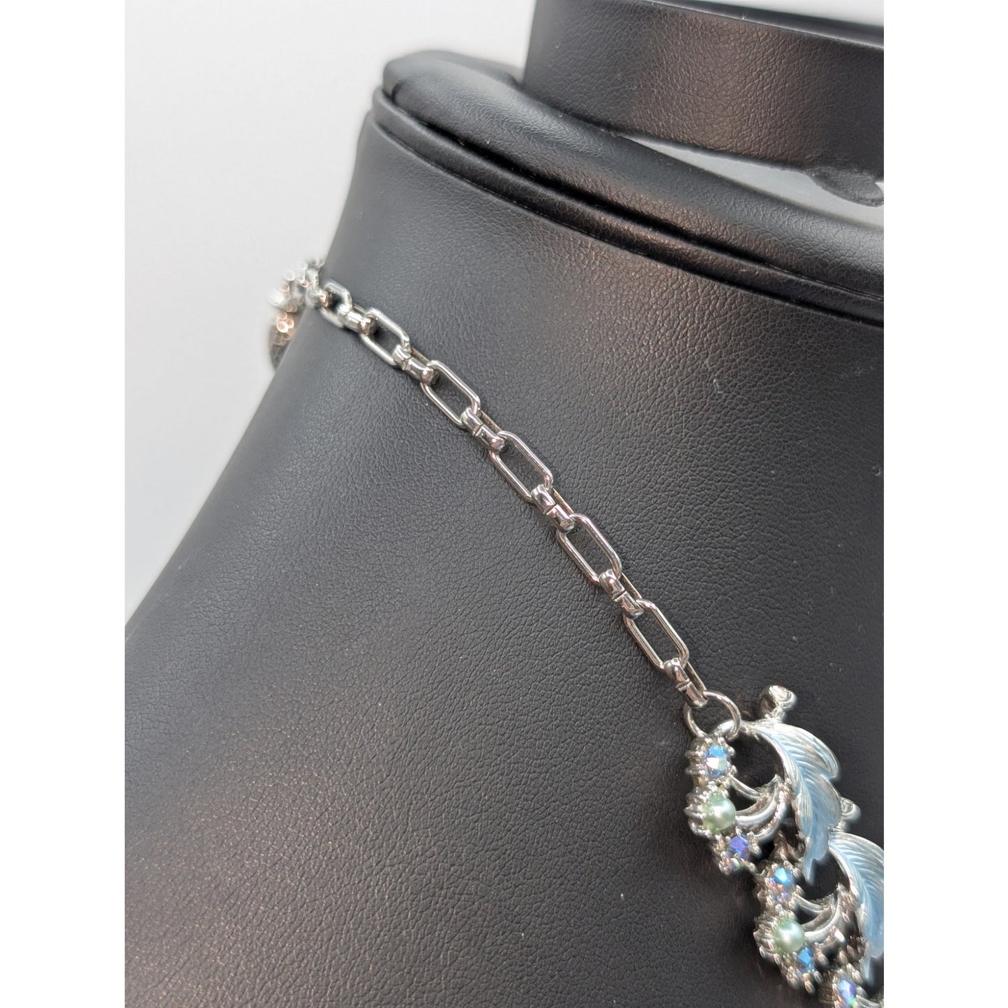 Vintage 50s Blue Leaf AB Crystal Pearl Silver Tone Hook Clasp 19" Chain Necklace