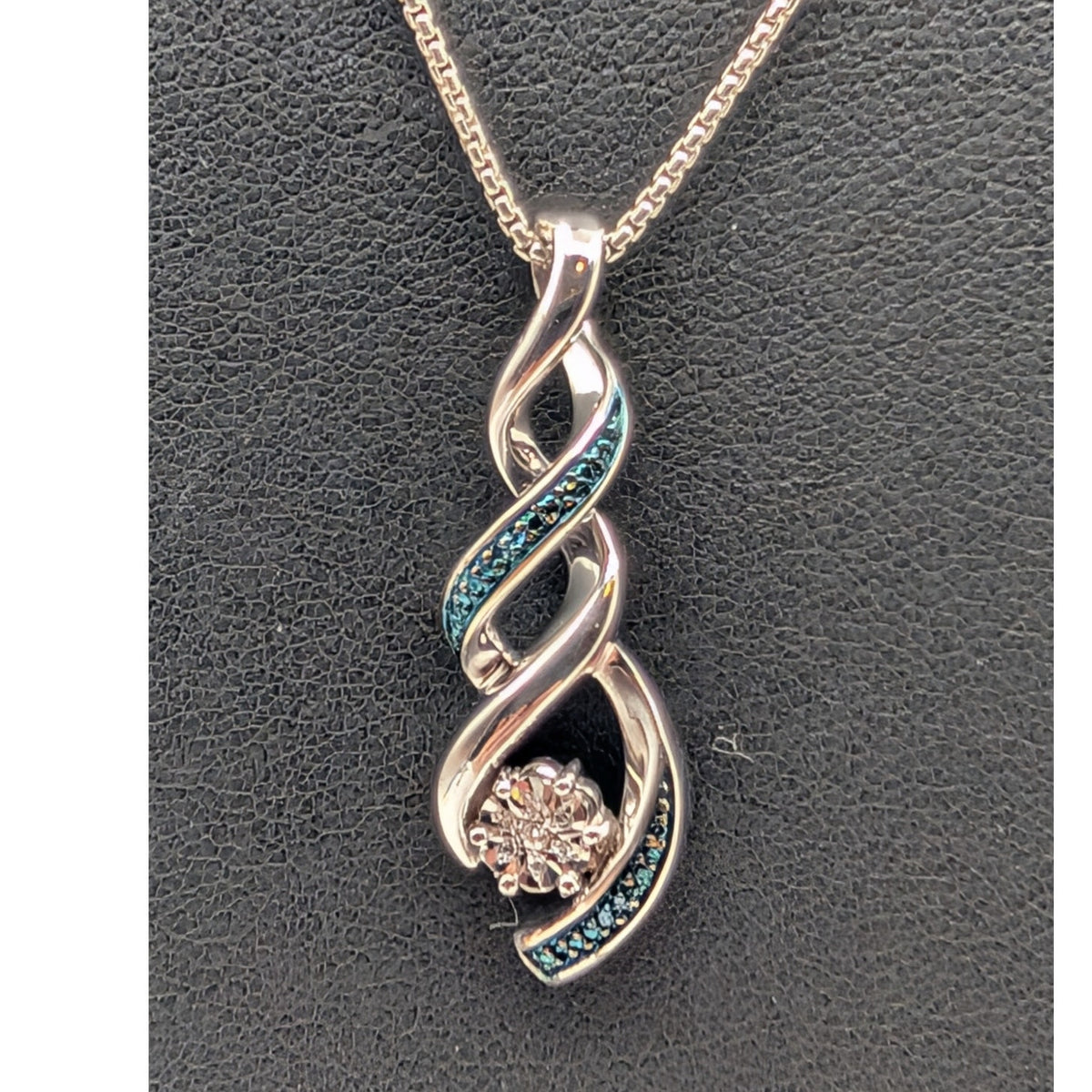 Vtg Kay Jewelers 925 Sterling Blue Diamond Twist Pendant Adjustable Necklace