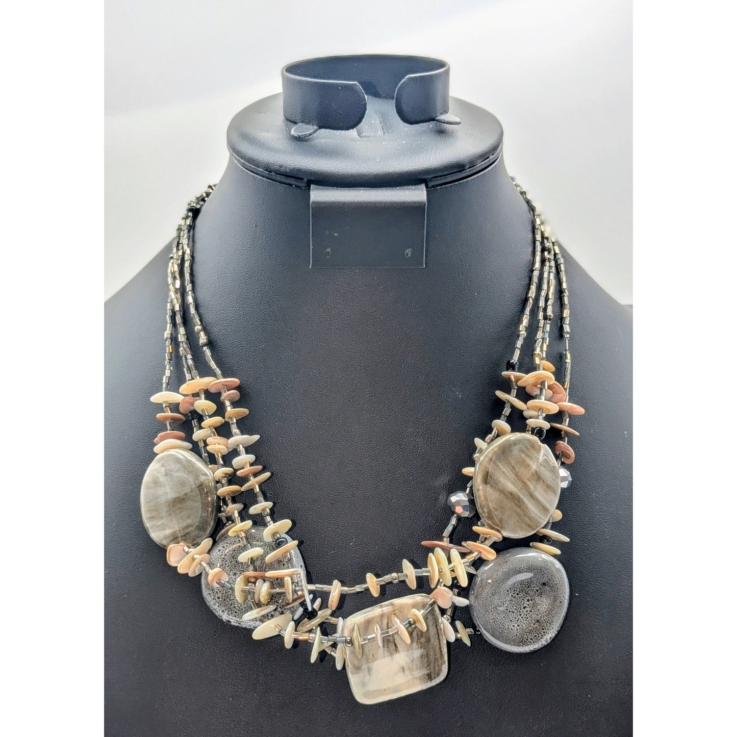 Cg Chunky Multi-Strand Ceramic Shell Bead 17.5"-20" Necklace