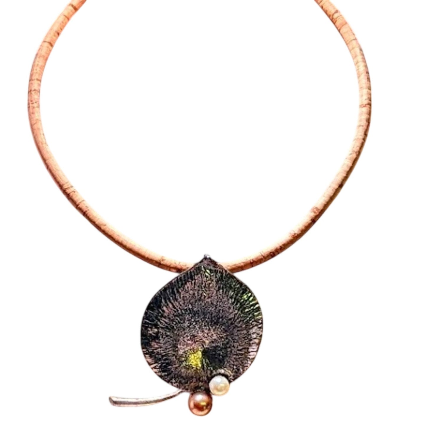 Cork Collar Leaf Faux Pearl Necklace with Magnetic Clasp