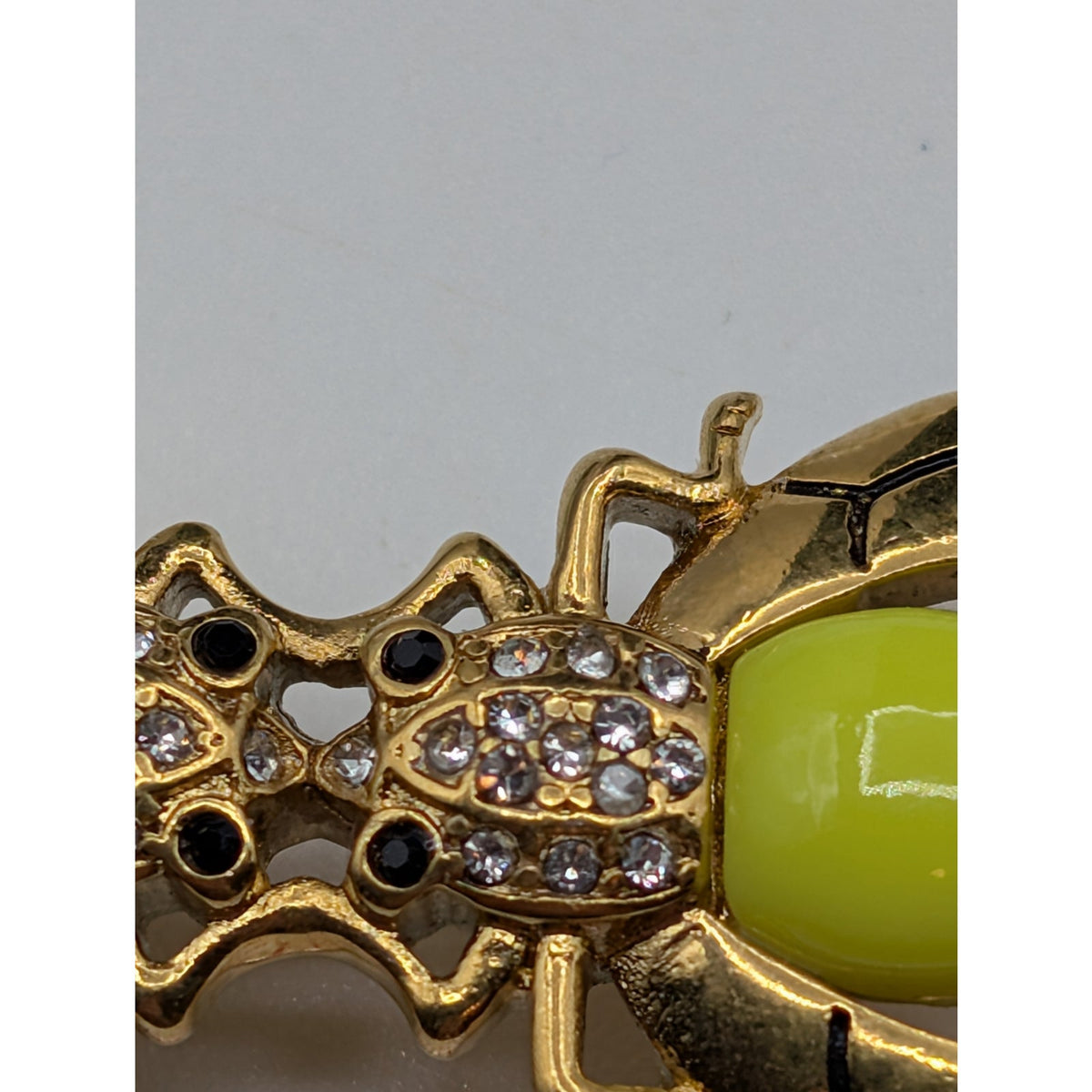 Stella & Dot Keep Collective Buzz Thrill Bee Slider Charm