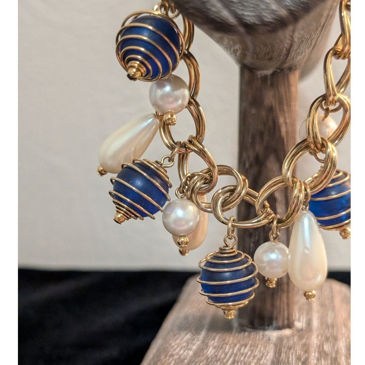 Vintage 1980s Gold Tone Double Link Blue Cage Ball Faux Pearl Toggle Bracelet