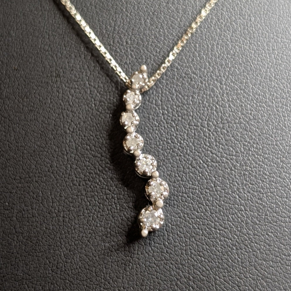 925 Sterling Silver Moissanite 'Journey' Pendant Box Chain 18" Necklace