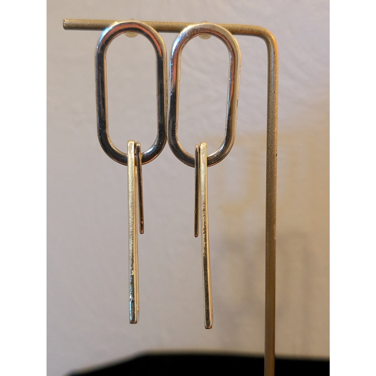 Two Pair Ribbon Bows Geometric Shapes Gold Tone Dangle Pierced Earring Lot