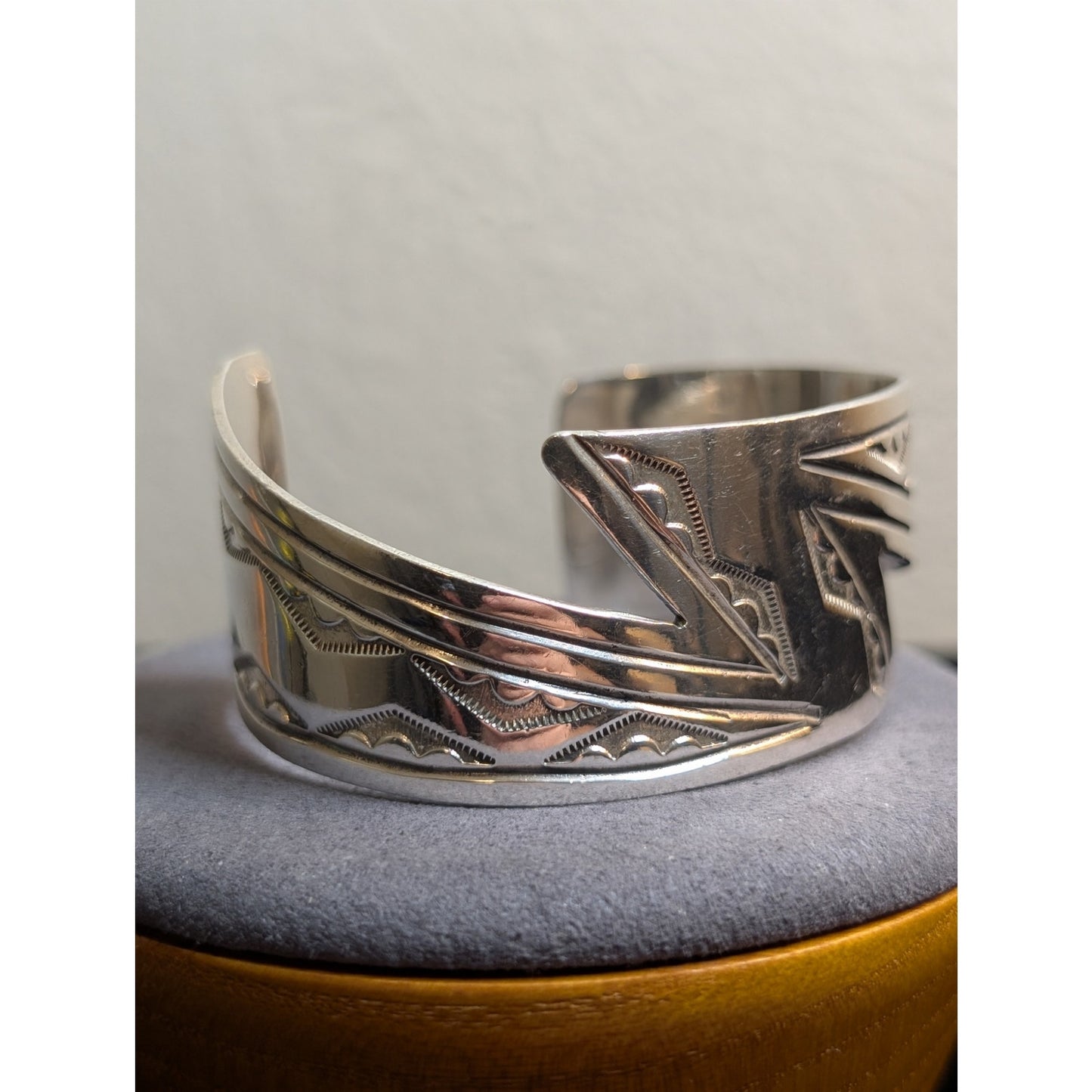 VTG Signed RJ Sterling Silver Navajo Native American Cuff Bracelet 36.66 grams