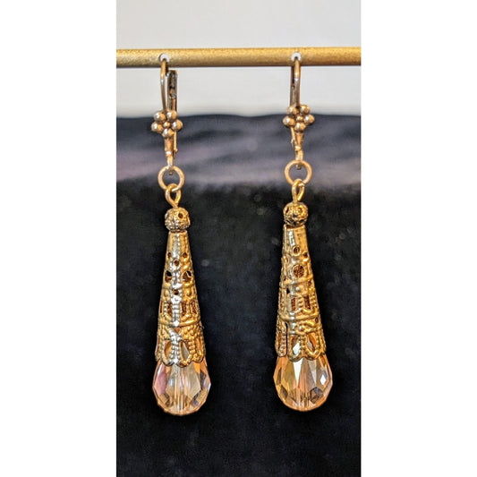 Vtg Peach/Pink Crystal Gold Tone Filigree Teardrop Dangle Lever Back Earrings