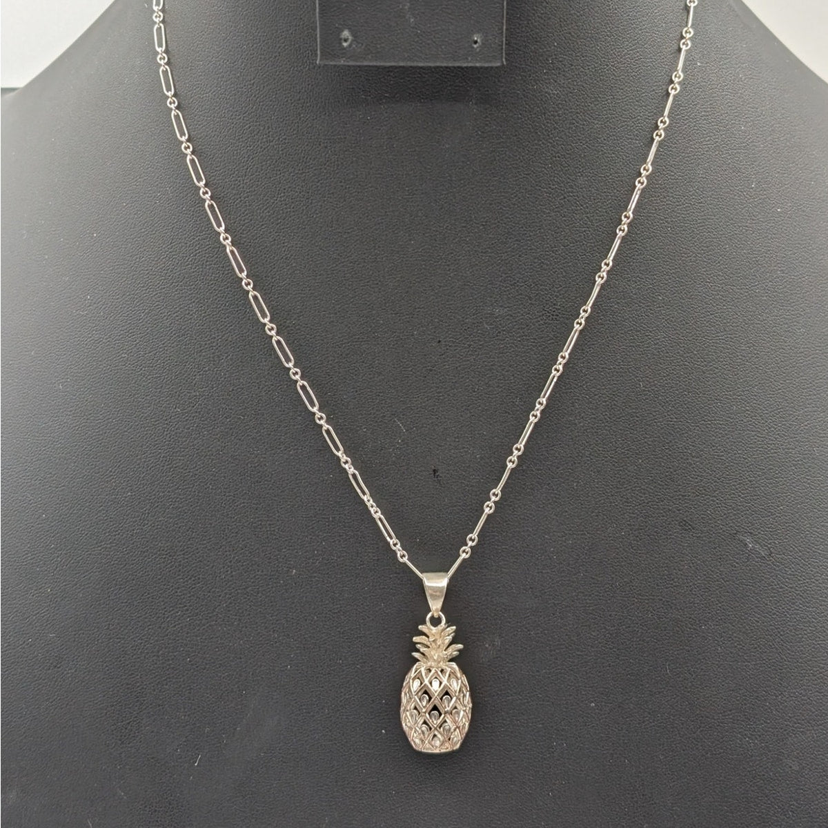 Vintage 925 Sterling Silver 3D Pineapple Pendant Unique Chain Link Necklace 7.4g