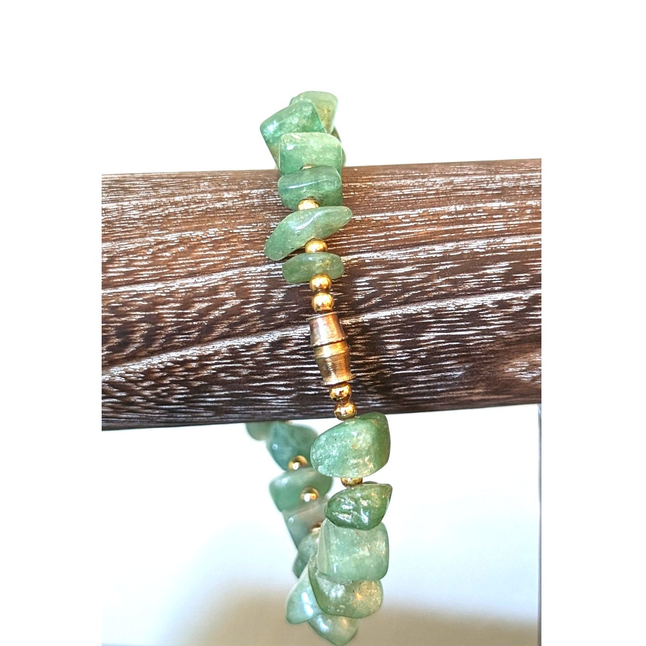 Vintage Green Gemstone Chip Bracelet W/ Barrel Clasp