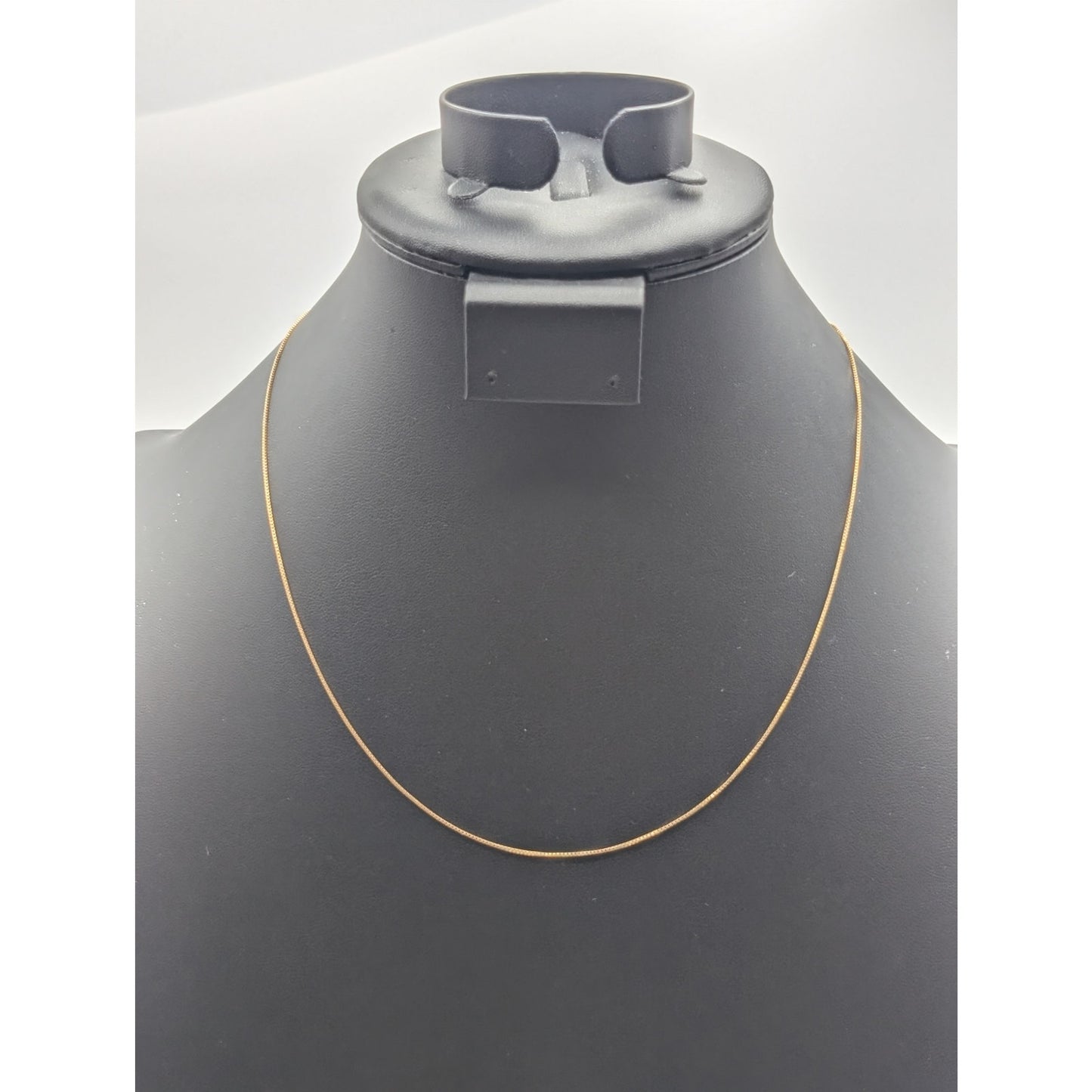 Vintage 14K Yellow Gold Box Chain Necklace 1.41g