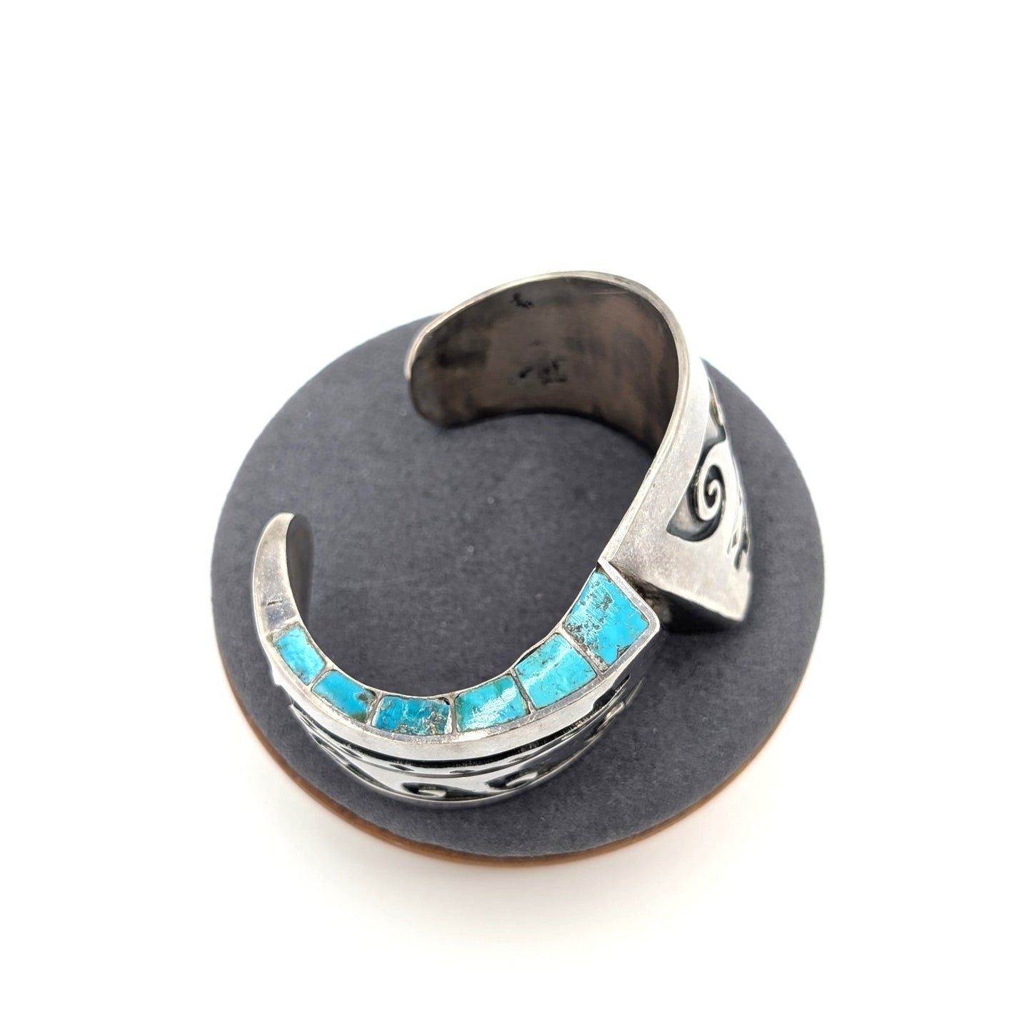 Estate VTG Native American Navajo Top Bottom Side Inlay Turquoise Sterling Cuff