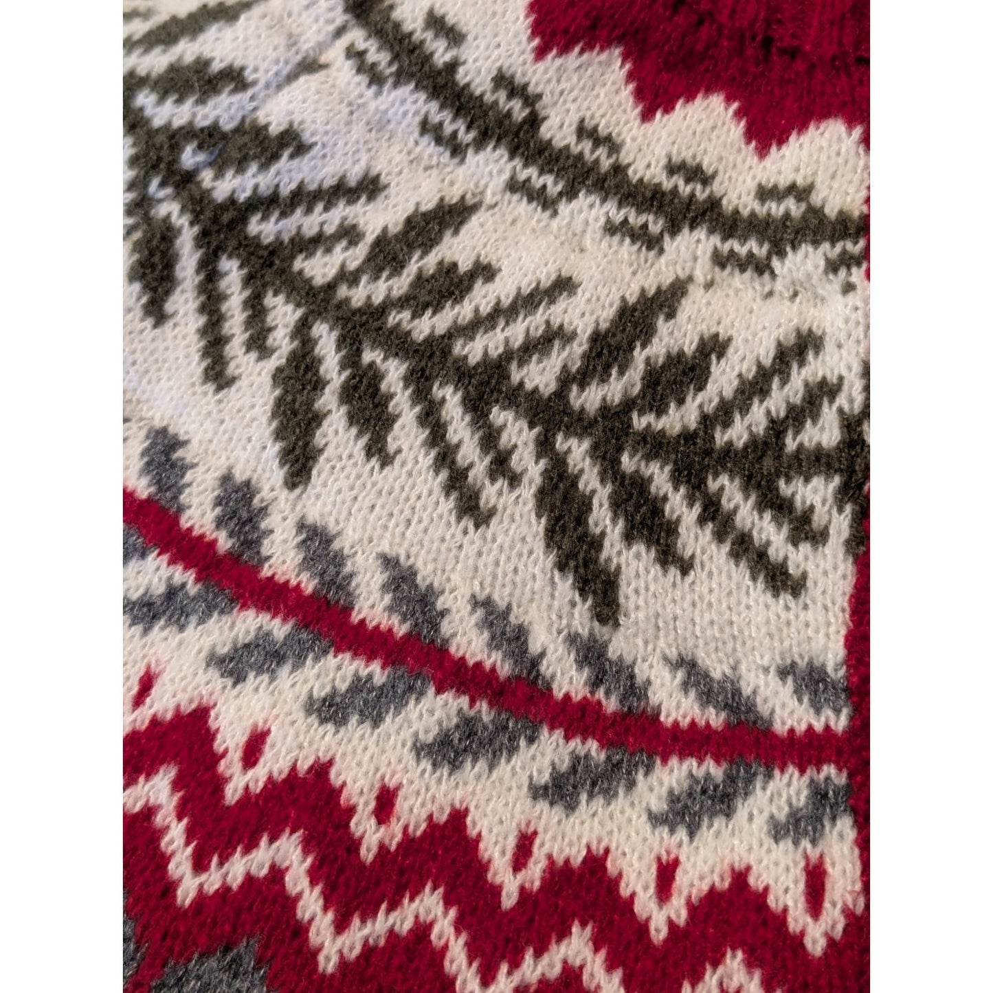 Islandic Fair Isle Gray Red Green Cream Faux Pearl Button Cardigan Womens Sz M