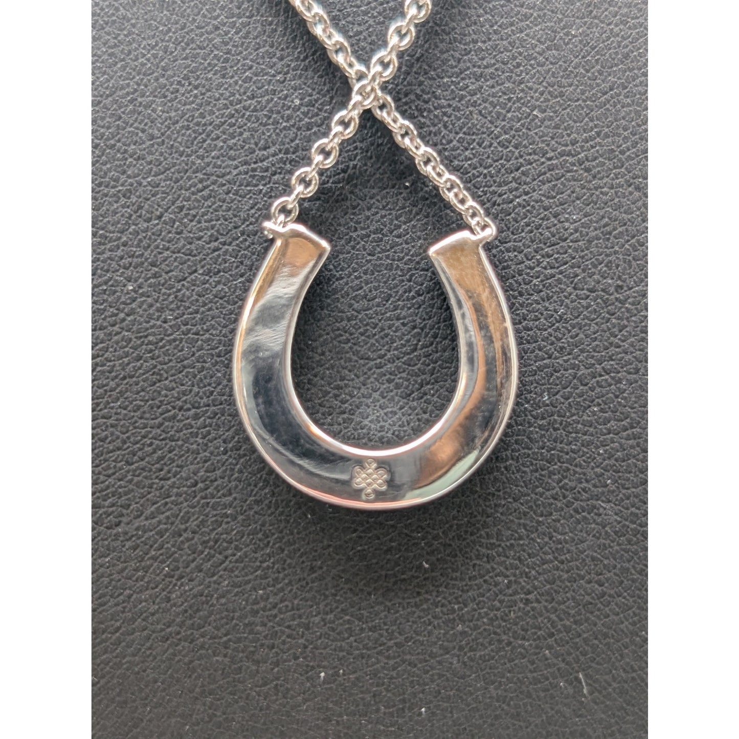 Silver Tone Unknown Maker Horseshoe 16" 18" & 20" Necklace