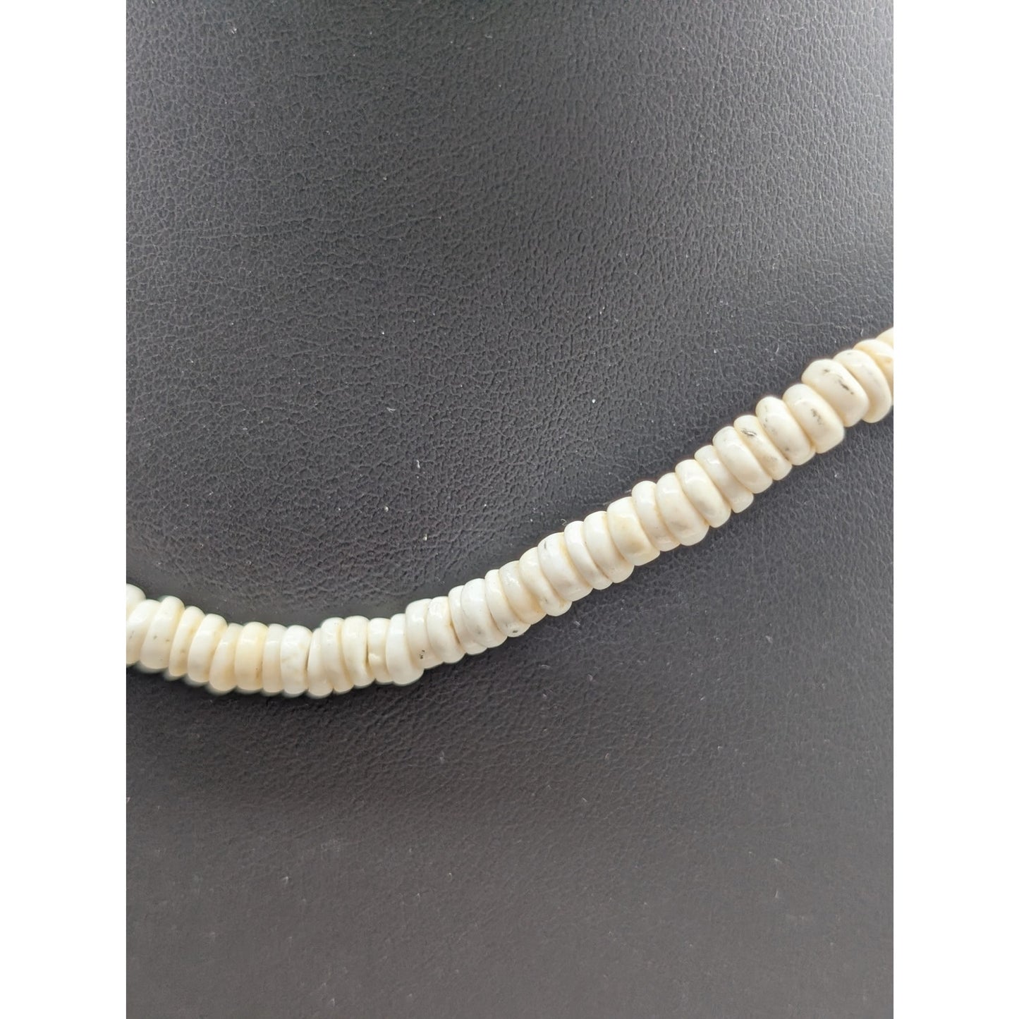 Vintage Genuine Puka Shell Barrel Clasp 16" Choker Necklace
