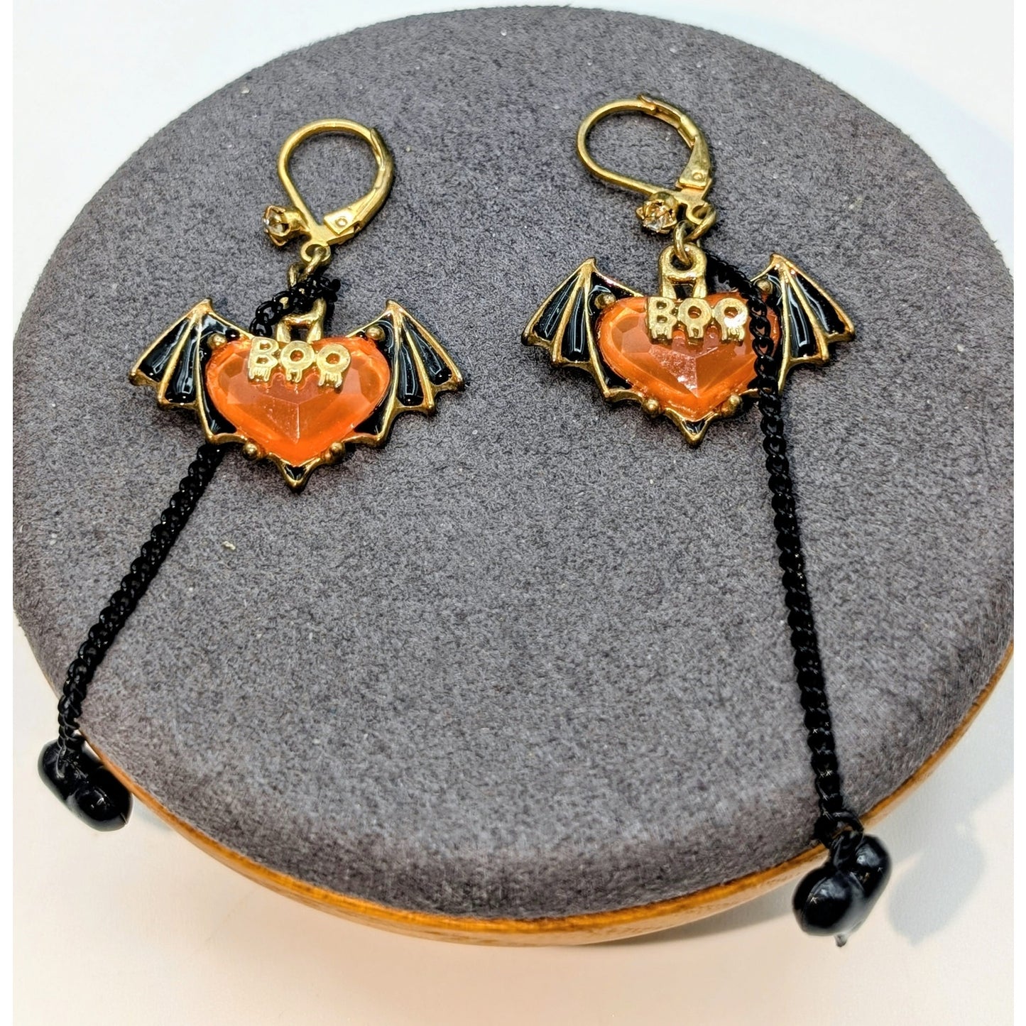 Vtg Betsey Johnson Vampire Slayer Bat Wings Winged Orange Heart Boo Earrings