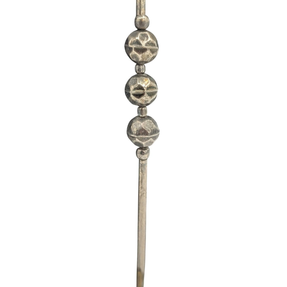 Vintage Hammered Round and Long Rod Bead Barrel Clasp Silver Tone Necklace