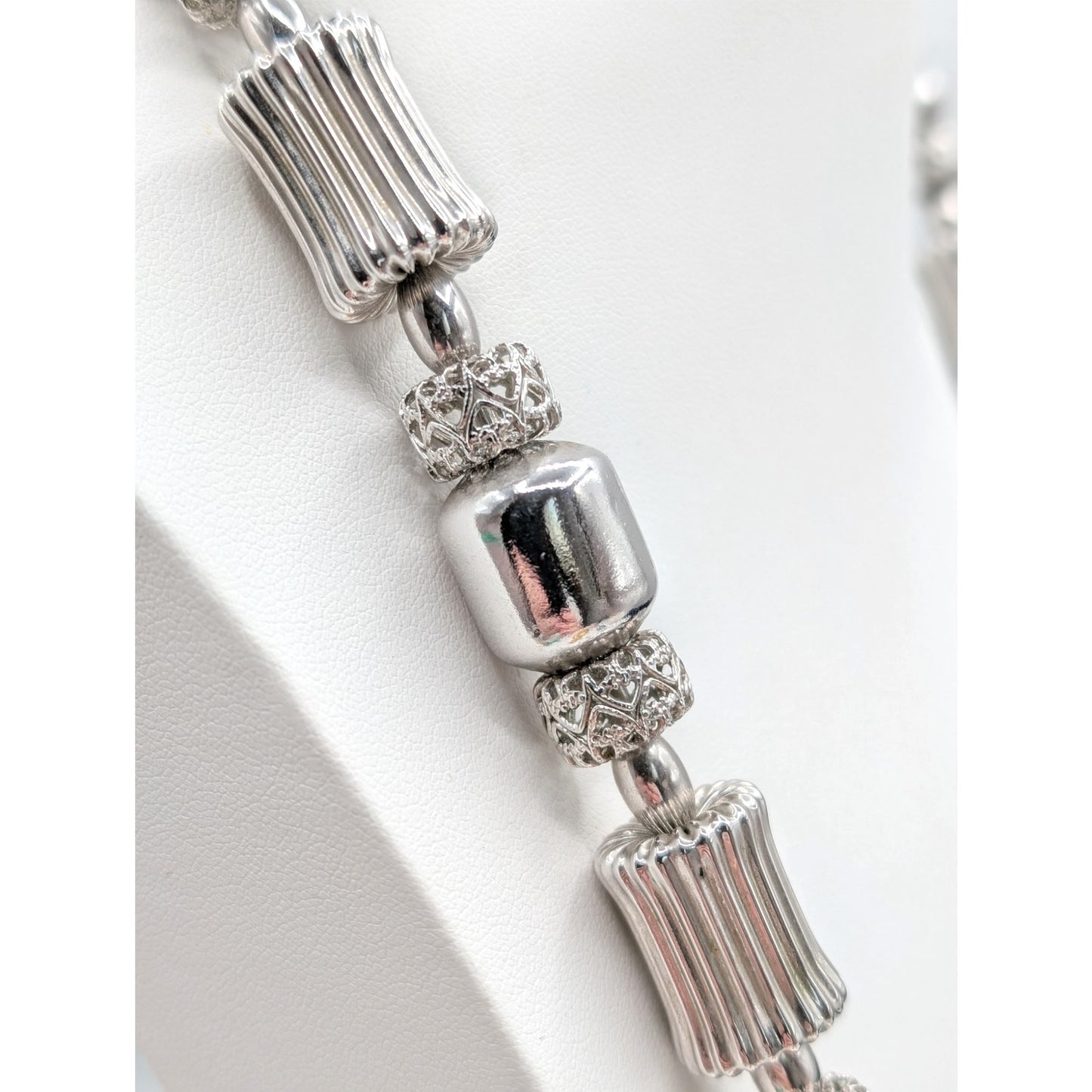 Vtg Monet Statement Couture Modernist Filigree Balls Silver Tone Beaded Necklace