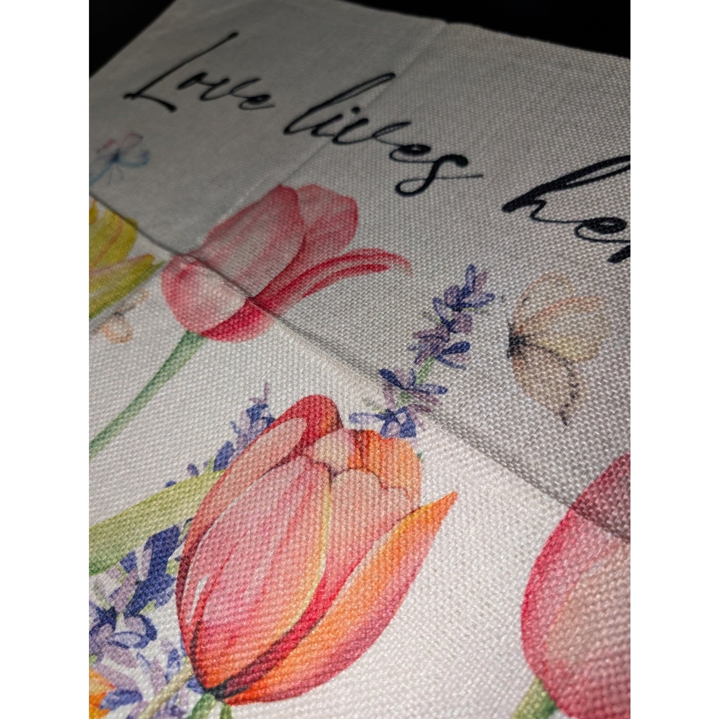 NWOT Spring Floral Zippered 17x17 Decorative Pillow Cover