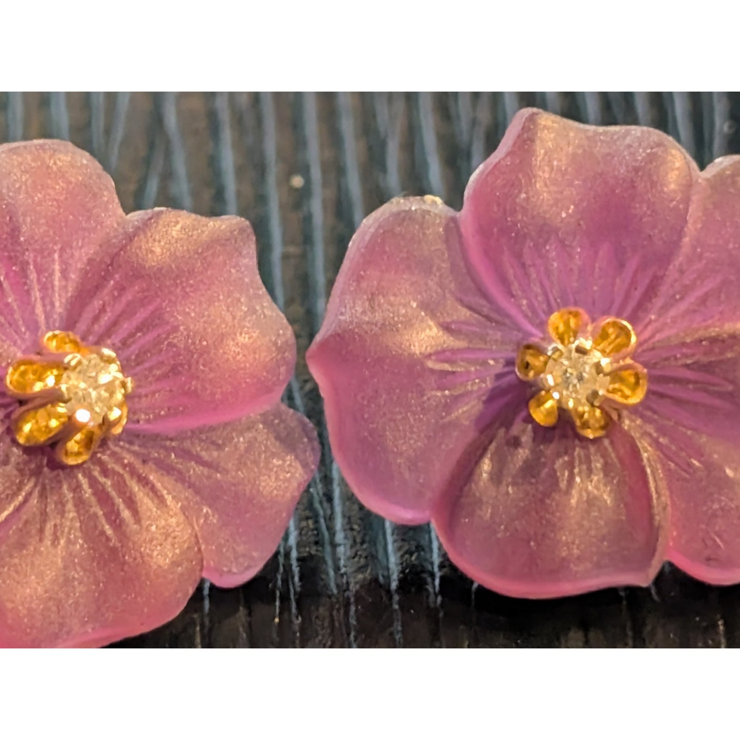 14k Vtg Tested Diamond Stud Earrings W/ Removable Purple Carved Flower Jacket
