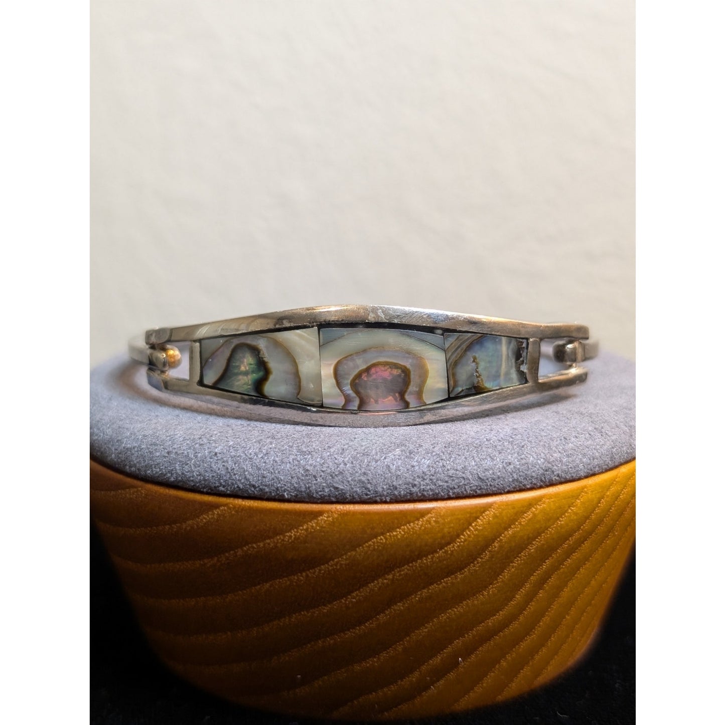 Vintage Taxco 925 Sterling Silver Abalone Inlay Hinged Bangle Bracelet