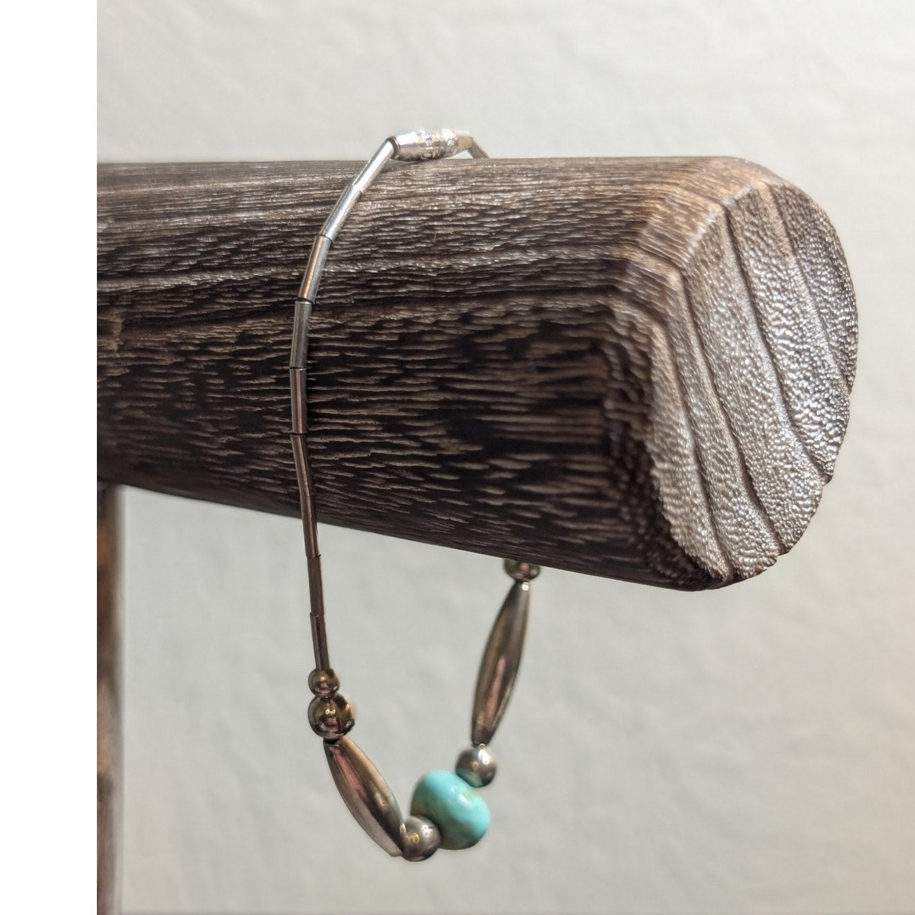 Vintage Liquid Silver Turquoise 925 Sterling Barrel Clasp Bracelet