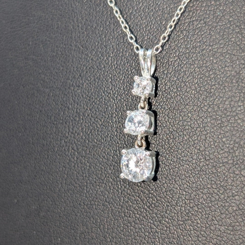 925 Sterling Silver Three Graduated CZ Pendant Chain 18" Necklace
