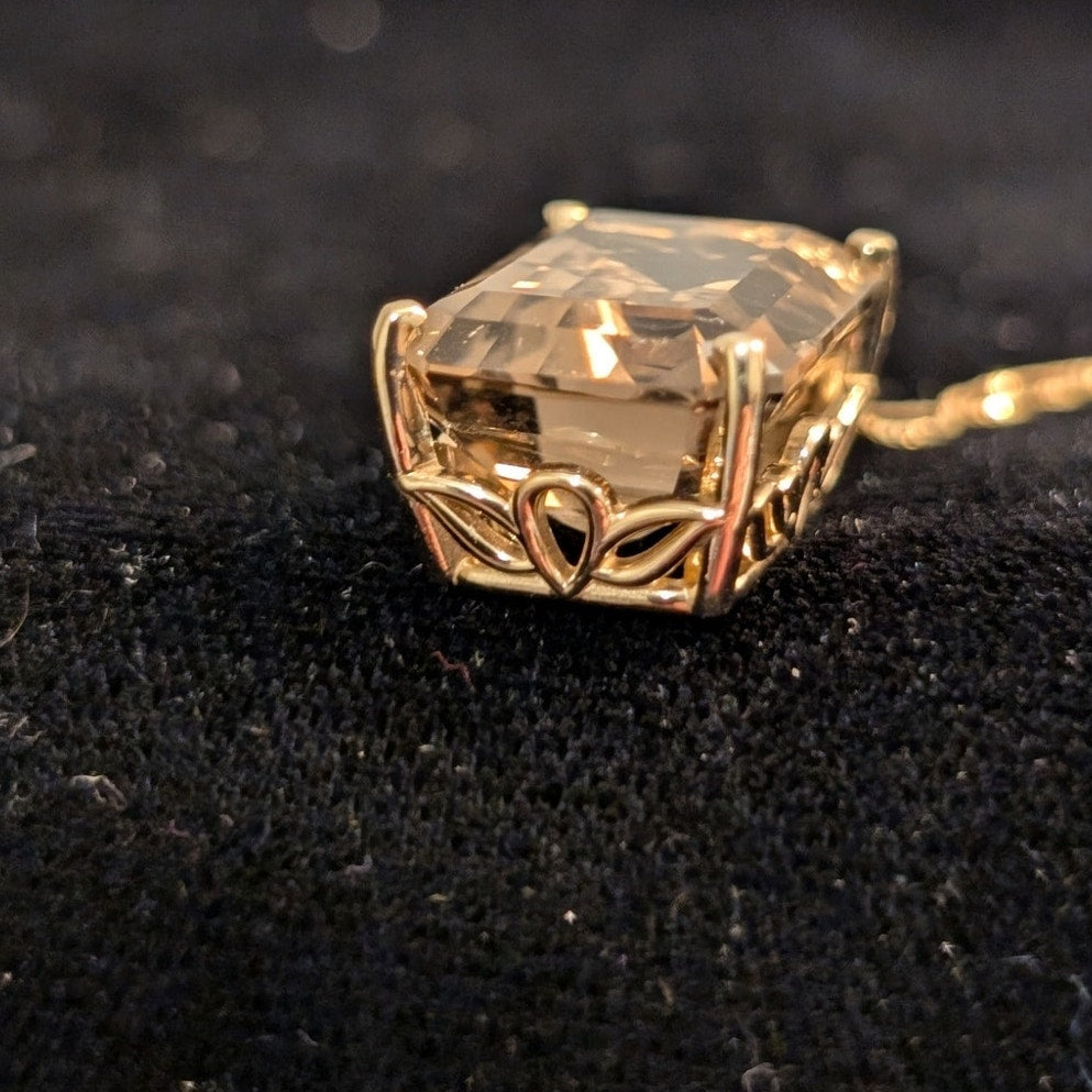 14k Yellow Gold Smoky Quartz Pendant on 14k Yellow Gold 20" Chain