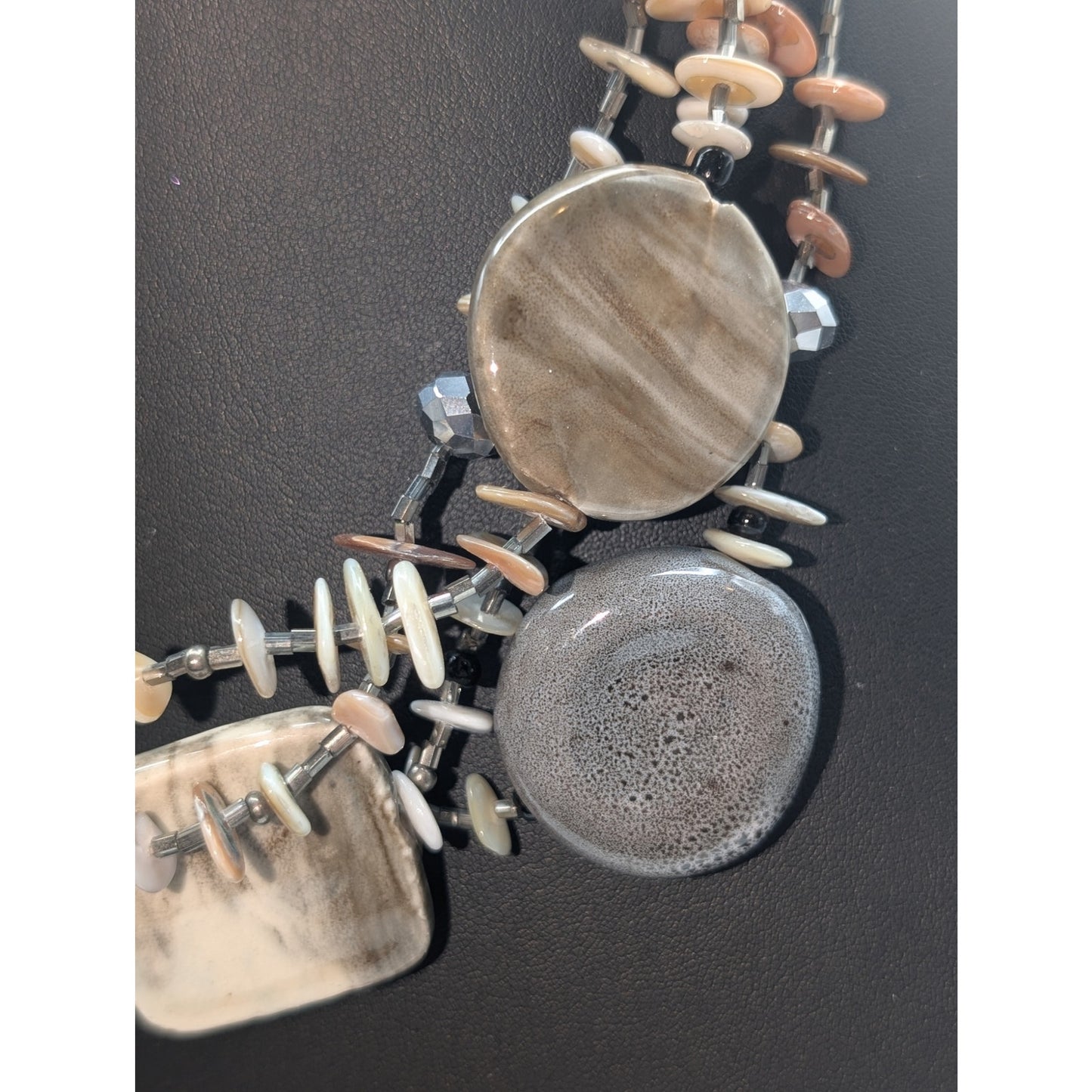 Cg Chunky Multi-Strand Ceramic Shell Bead 17.5"-20" Necklace