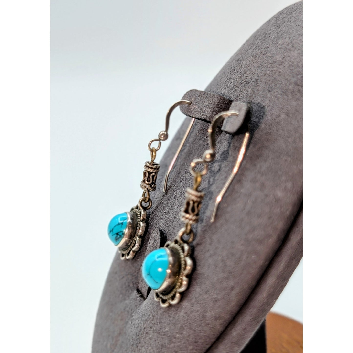 Vintage 925 Sterling Silver Turquoise Flower Bali Design Dangle Earrings