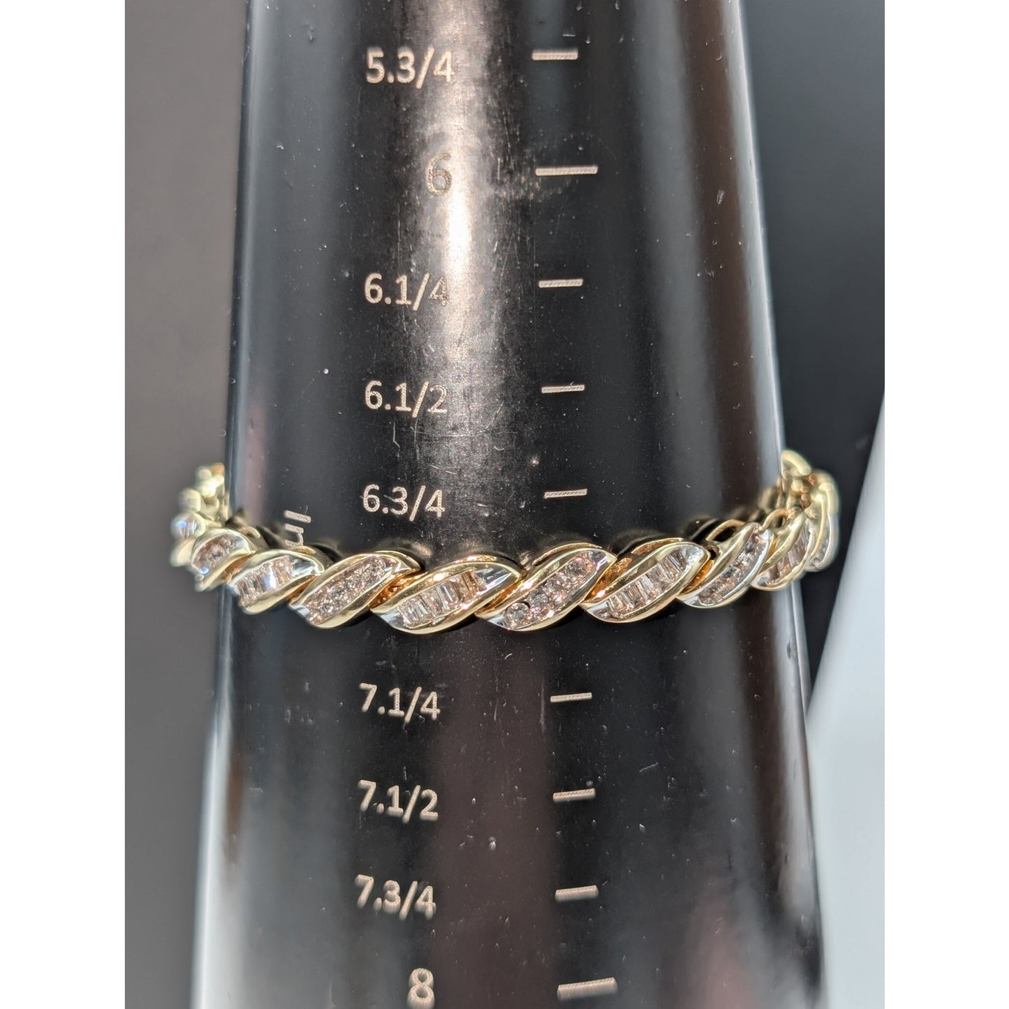 14k Yellow Gold S Design Baguette & Round Diamond Tennis Bracelet