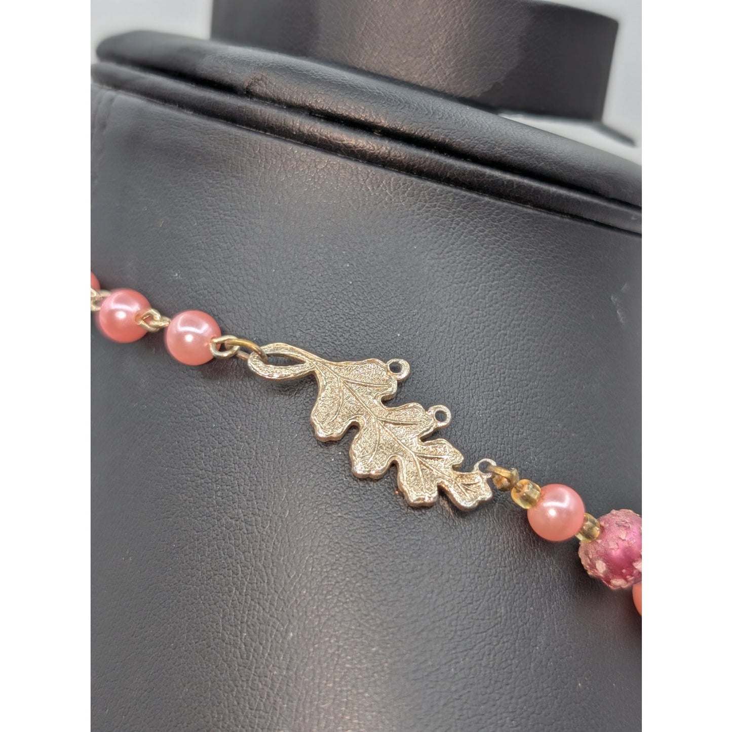 Vintage Pink Faux Pearl Burgundy Textured Bead Hook Clasp 17"-20" Necklace
