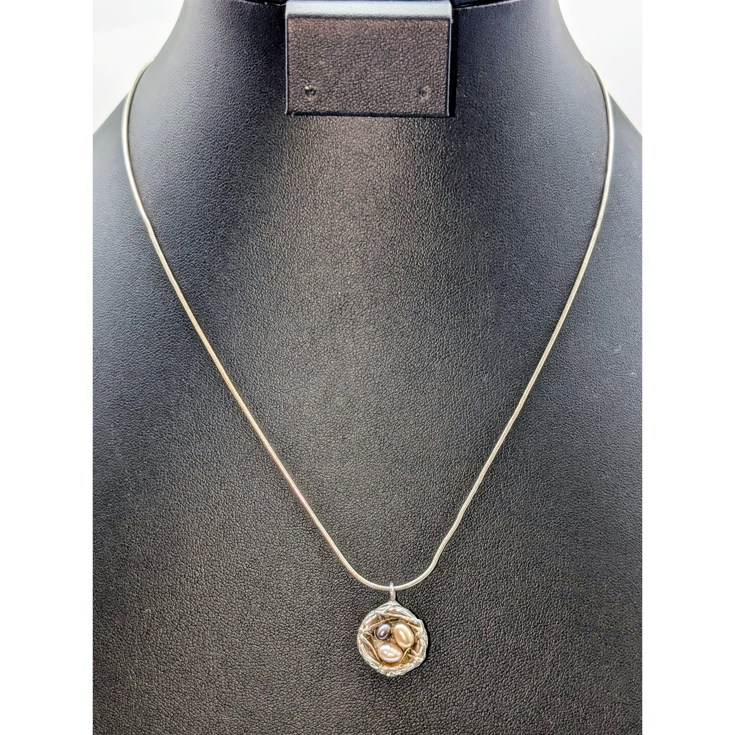 Vintage 925 Sterling Silver Bird's Next Pearl Eggs Pendant Snake Chain Necklace