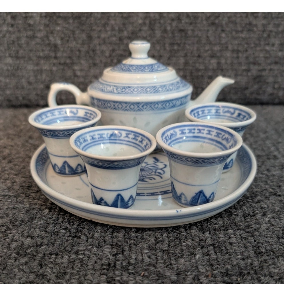 Chinese Rice Ware Vintage 7 Pc Porcelain Tea Set Platter Teapot & Four Cups