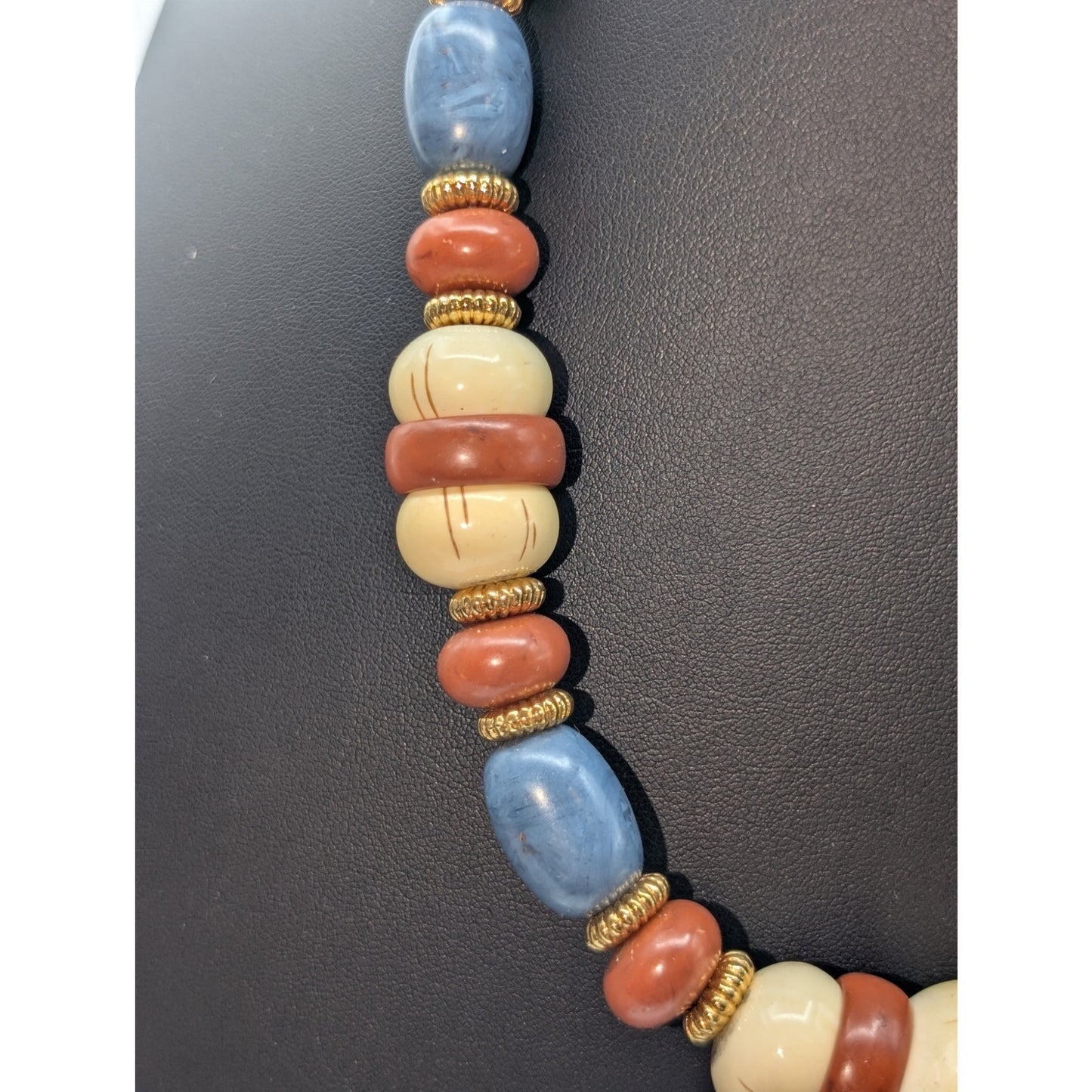 Avon Indian Summer Naturals Beaded 22" Necklace Vintage