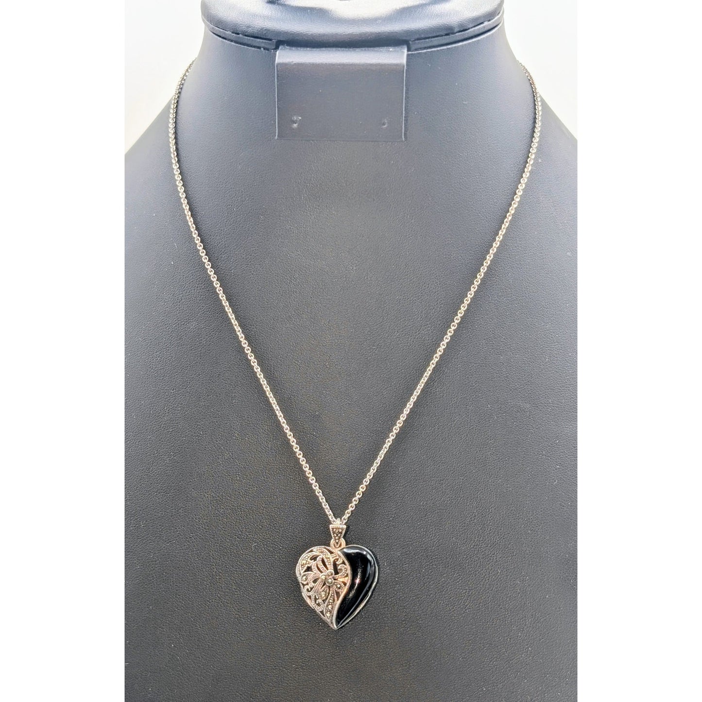VTG 925 Sterling Marcasite Onyx Filigree Heart Locket 18" Chain Necklace 13.78g