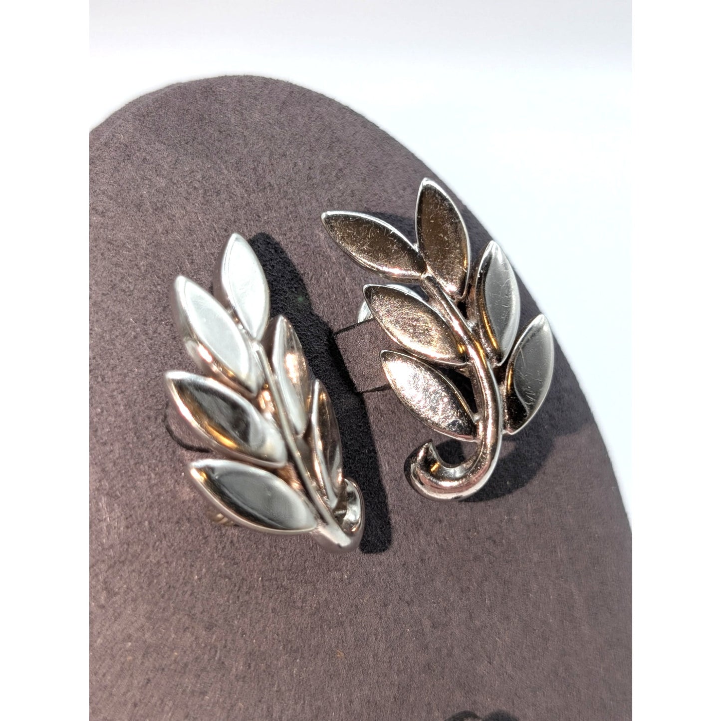 Vintage Monet Silver Tone Leaf Clip On Earrings